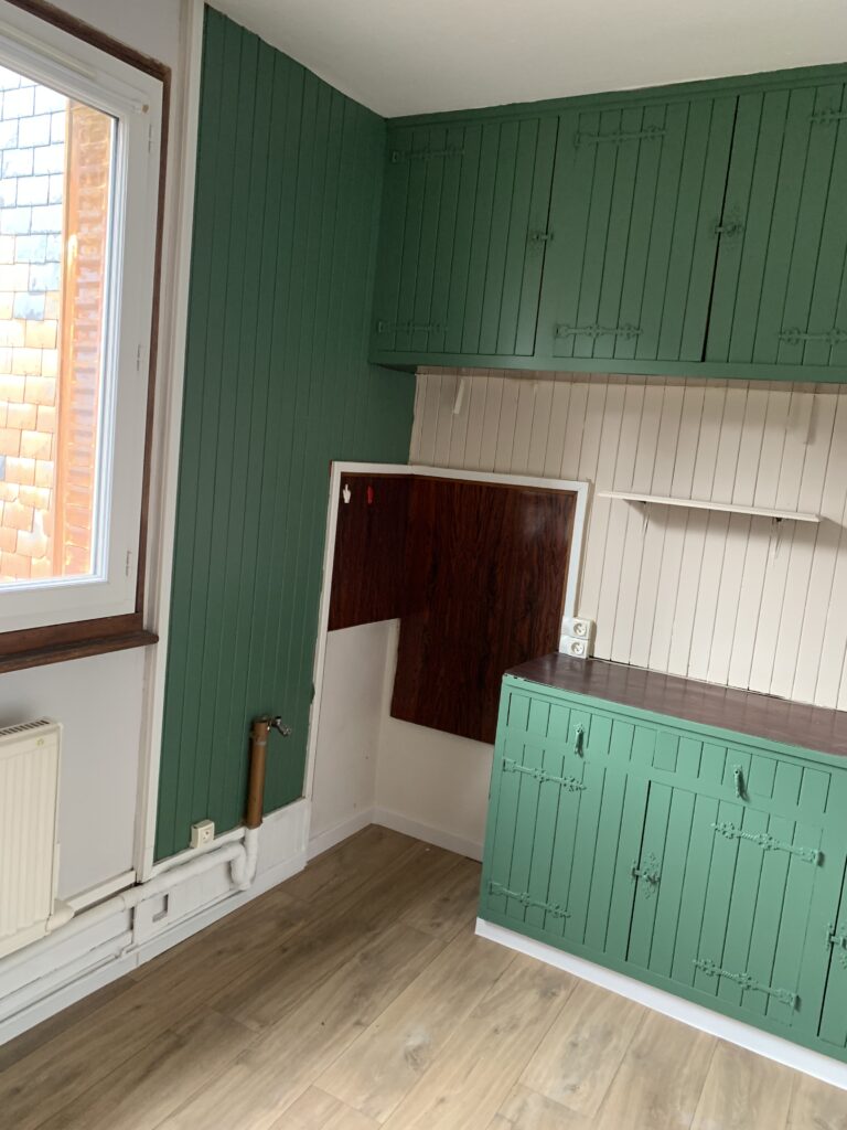 LE MONT-DORE - Appartement à louer à l'année (F3)