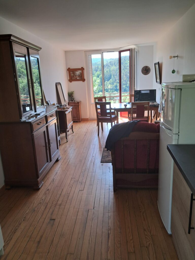 SAINT NECTAIRE- Appartement à louer à l'année (T3)