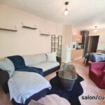 MUROL - Appartement meublé à louer à l'année avec 2 chambres /salle de bain et cuisine américaine équipée