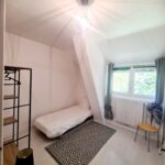 MUROL - Appartement meublé à louer à l'année avec 2 chambres /salle de bain et cuisine américaine équipée