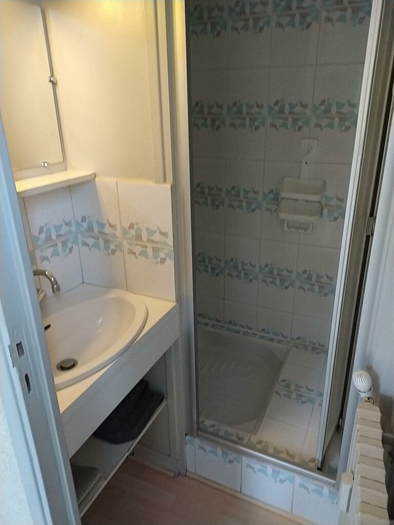 LA BOURBOULE - Appartement à louer pour contrat saisonnier (T2)