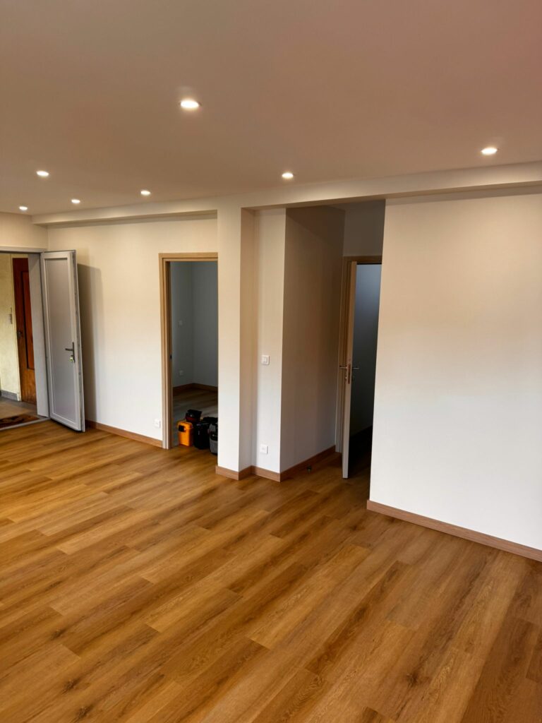 LE MONT-DORE - Appartement à louer à l'année (F3)