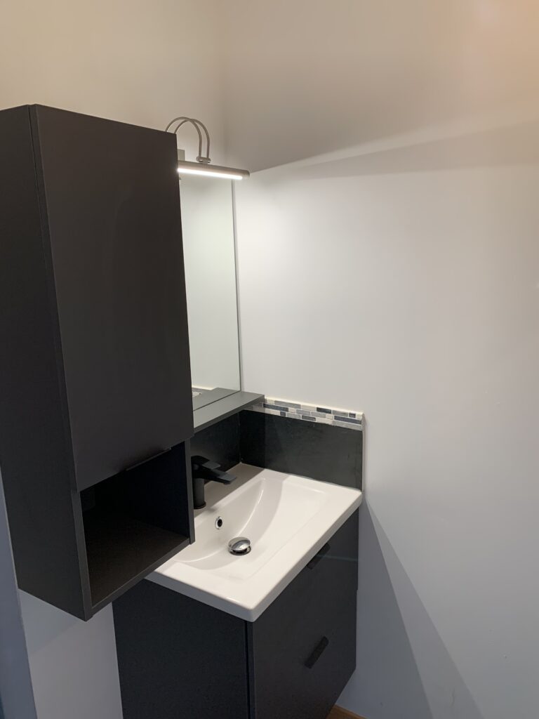 LE MONT-DORE - Appartement à louer à l'année (F1)