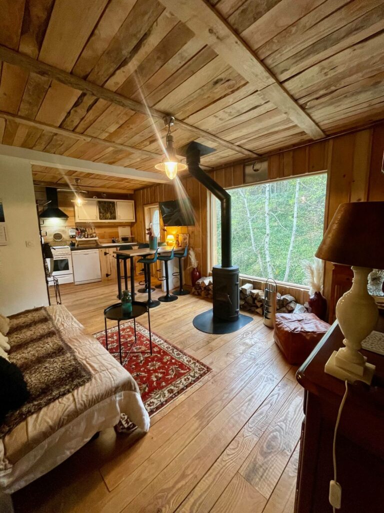 LE MONT-DORE - Maison meublée à louer à l'année (70m2)