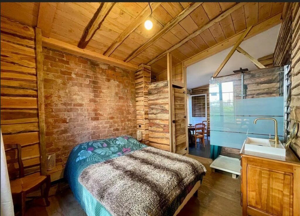 LE MONT-DORE - Maison meublée à louer à l'année (40m2)